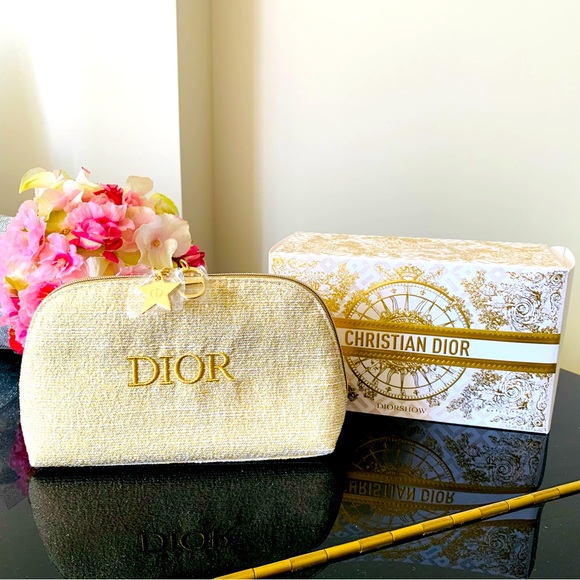Dior cosmetic pouch Brand new Holiday 2024 comes with box Authentic ⭐️ - Picture 1 of 11